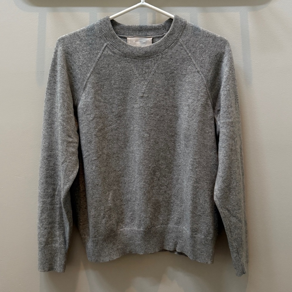Everlane Shrunken Cashmere Sweatshirt M